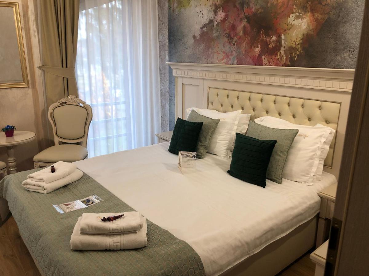 Park Luxury Rooms เปรดัล ภายนอก รูปภาพ