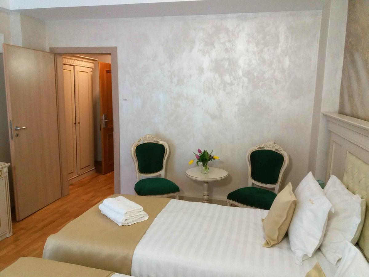 Park Luxury Rooms เปรดัล ภายนอก รูปภาพ